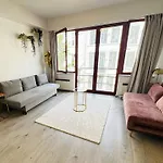 Bright And Central Antwerp Apartments